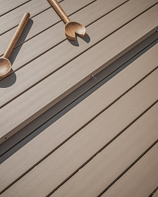 Раздвижной уличный стол Izola из алюминия с бежевой отделкой, 185 (235) x 100 см