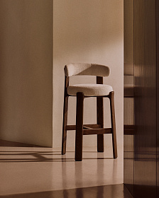 Барный стул Granite из бежевого шенилла и ясеня с отделкой орех 75 см