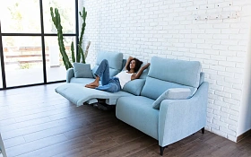 Диван с реклайнером Axel A1+3MR+A2