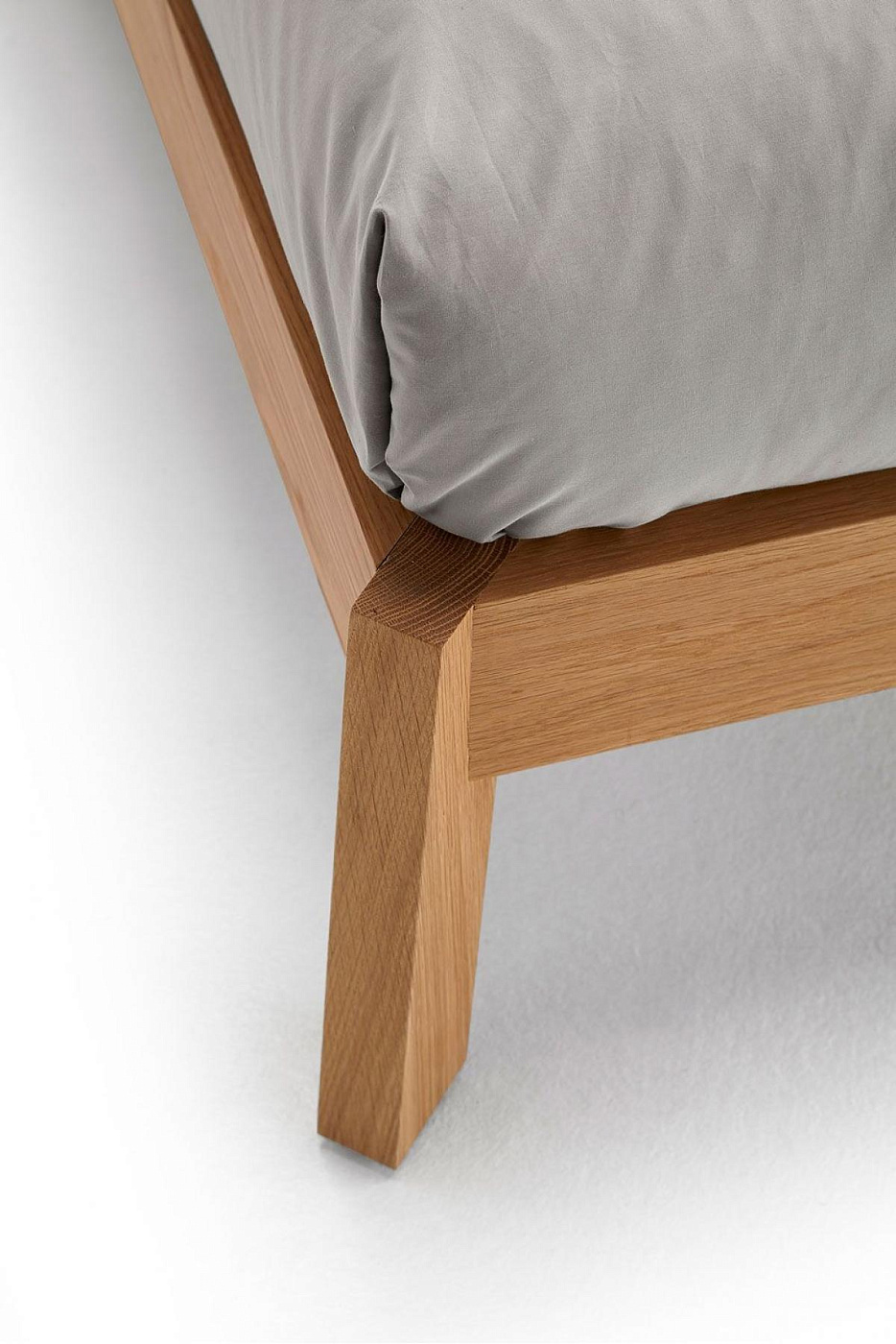 Кровать Breda BRD512/BRD503 (с основанием)