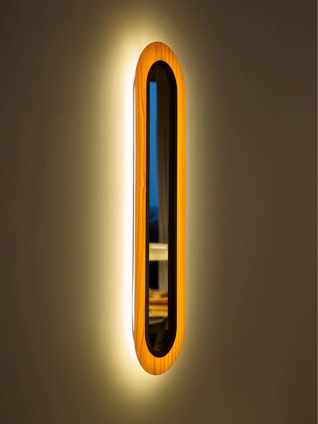 Настенный светильник Lens Super Oval