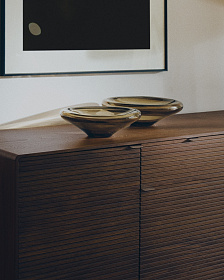 Сервант Norlen с 4 дверцами и 2 ящиками из шпона ореха