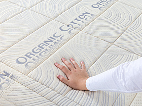 Беспружинный матрас Alma (Lila, Prado) 200x200