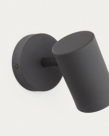 Настенный светильник Manie из металла с отделкой под черный чугун