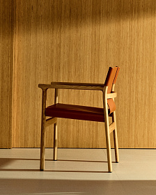 Стул Jan из переработанной кожи светло-коричневого цвета и ясеня в натуральном цвете