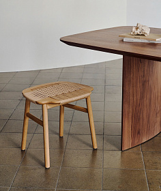 Табурет Enit из бежевой веревки и массива дуба с натуральной отделкой 43 см