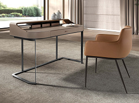 Туалетный столик 3279 из экокожи, ореха и серой стали