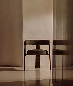 Granite Стул на 3 ножках из зеленого шенилла и массива ясеня в отделке орех