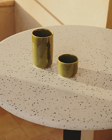 Высокий барный стол Saura из черного металла со столешницей из белой терраццо