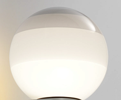 Cтеклянный шар-плафон белого цвета для Бра Dipping Light A1-13 белое-графитовое