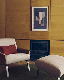 Кресло Amsen бежевое из дубовой фанеры со стальными ножками