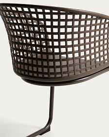 Уличный стул Tenaro из коричневого пластика и стали