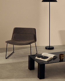 Кресло Zahara коричневого цвета и сталь в черной отделке