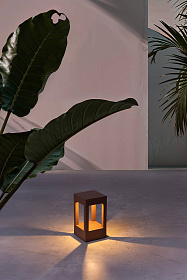 Низкий уличный светильник Agra Led 