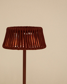 Уличная настольная лампа Aldet на солнечной батарее с терракотовым шнуром