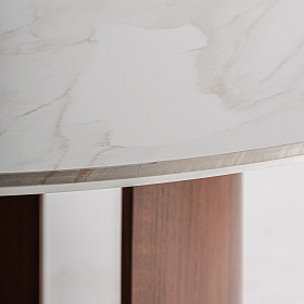 Обеденный стол Lherm 