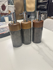 Дозатор для мыла NEPTUNO черный