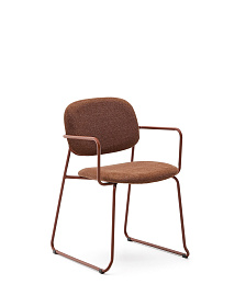 Стул Meli с подлокотниками из терракотовой шенилли с терракотовыми металлическими ножками