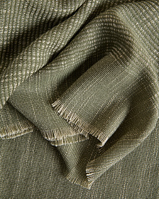 Плед Sareli из зеленой смесовой шерсти 130 x 170 см