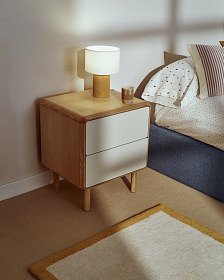Прикроватная тумбочка Anielle из массива и ясеневого шпона 50 x 58 см