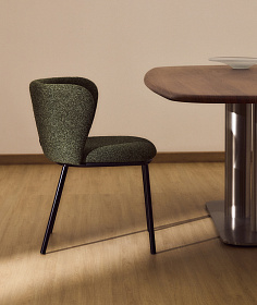 Стул Ciselia из темно-зеленого шенилла с ножками из черной стали