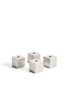 Набор из 4 подсвечников Acadia из нержавеющей стали с серебристым покрытием