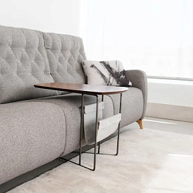 Столик Luke с карманом для журналов