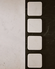 Nuvir набор из 4 подставок из белого мрамора