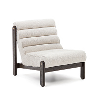 Magira Кресло из белой ткани букле и массива дуба с темной отделкой