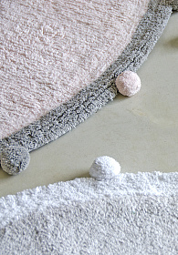 Ковер с помпонами розовый 120D