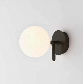 Бра Atom черное/белый плафон