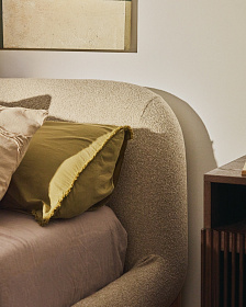 Кровать Odina из букле цвета экрю со съемным чехлом 160 x 200 см