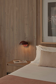 MATILDA Настенный светильник бордового цвета 1xE14