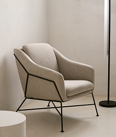 Brida Кресло бежевое на черных стальных ножках