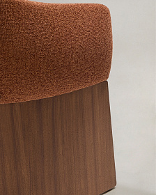 Стул Bosca из терракотовой синели и шпона ореха