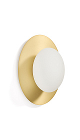 Настенный светильник Brisia из металла в матовой латунной отделке с плафоном Ø20 см