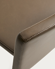 Стул Loria в обивке из коричневой экокожи