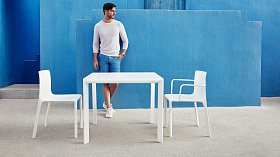 Стул Kes с подлокотниками