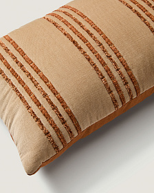 Чехол для подушки Amela бежевый из бархата с вышитой полосой 50 x 30 см