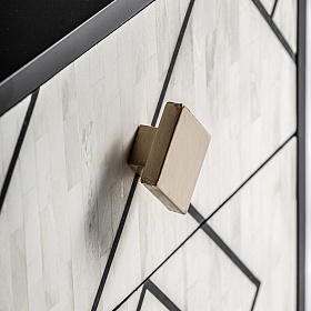 Тумбочка CHARMES