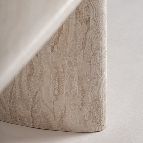 Обеденный стол Thiennes из травертина овальный