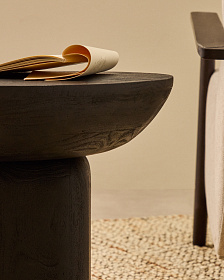 Ovak Приставной столик из акации с чёрной отделкой Ø50 см