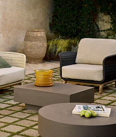 Уличный столик Rustella из коричневого бетона, 60 x 60 см