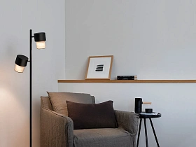 Торшер Kan L2 черный