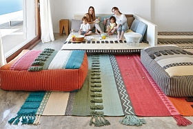 Пуф Glaoui Alexandra. разноцветный