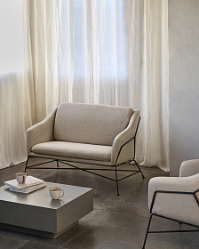 Brida 2-местный диван бежевого цвета на стальных ножках