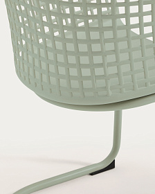 Уличный стул Tenaro из зеленого пластикаи стали