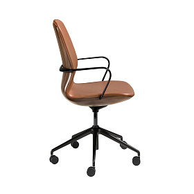 Офисный поворотный стул 4219 из экокожи коричневого цвета