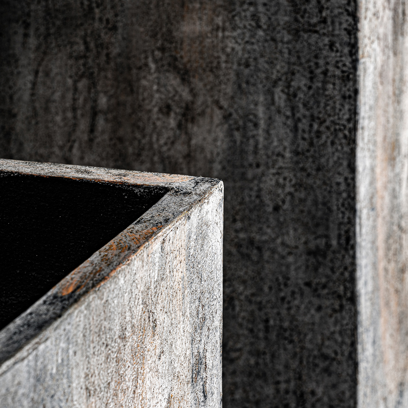 Набор из 2-х кашпо ARVIT 36468