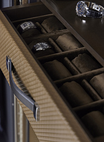 Шкаф для аксессуаров Traveler R0692/D37